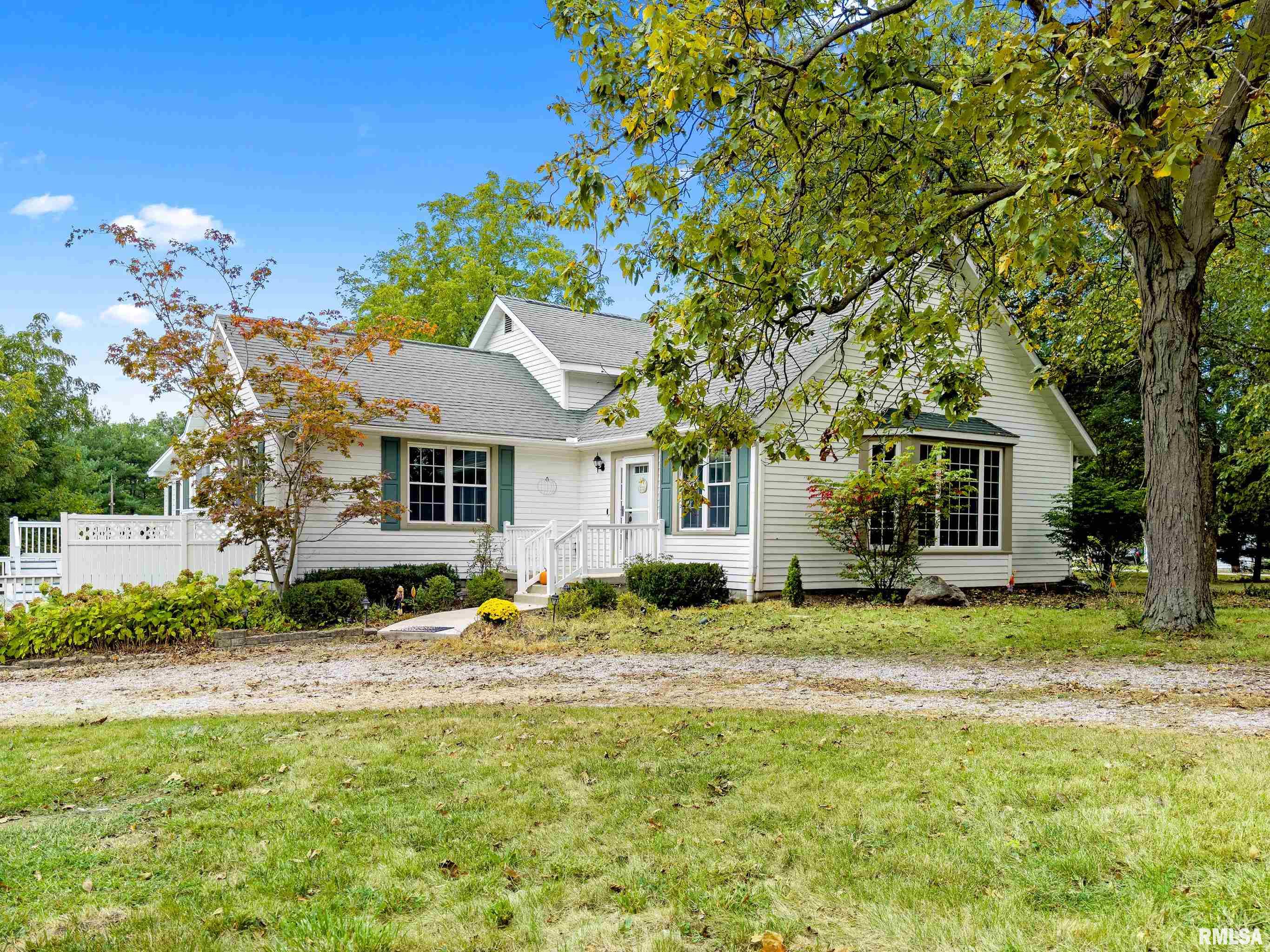 1260 Woodland Knolls Road Metamora, IL 61548 - Photo 1 of 52