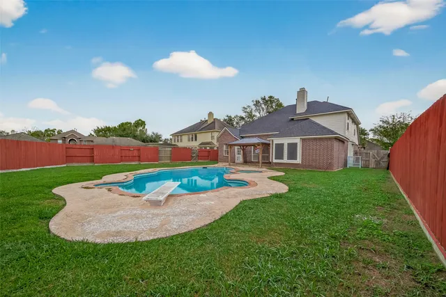 $2,800 | 3804 Dunlavy Drive, Pearland, TX 77581