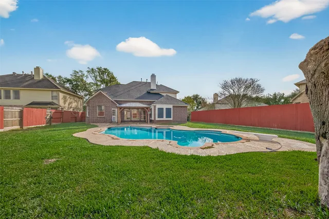 $2,800 | 3804 Dunlavy Drive, Pearland, TX 77581