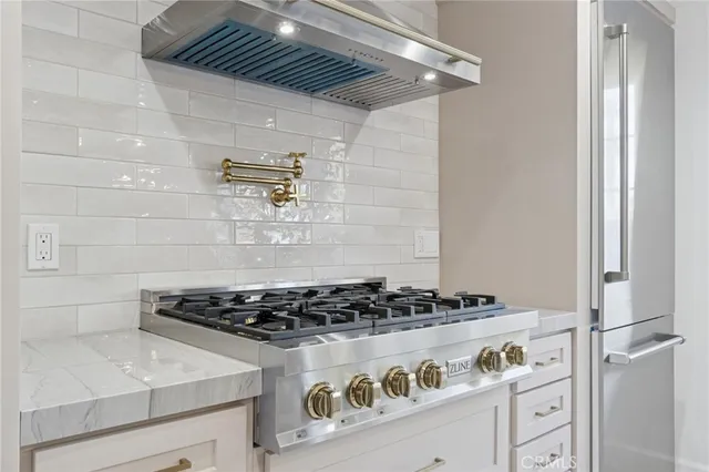 $725,000 | 19725 Collins Road, Canyon Country, CA 91351