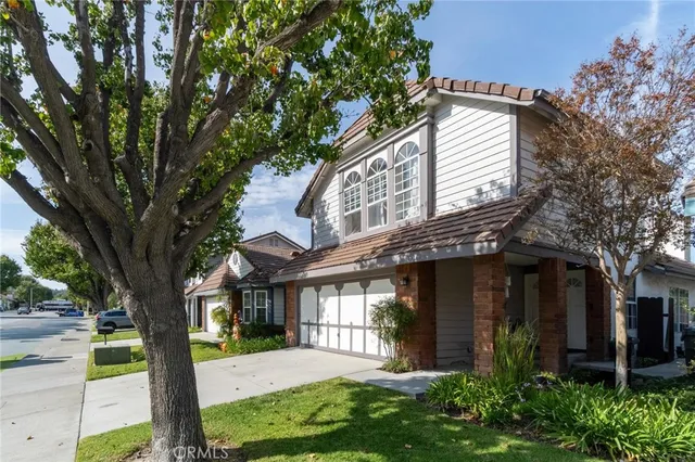 $725,000 | 19725 Collins Road, Canyon Country, CA 91351