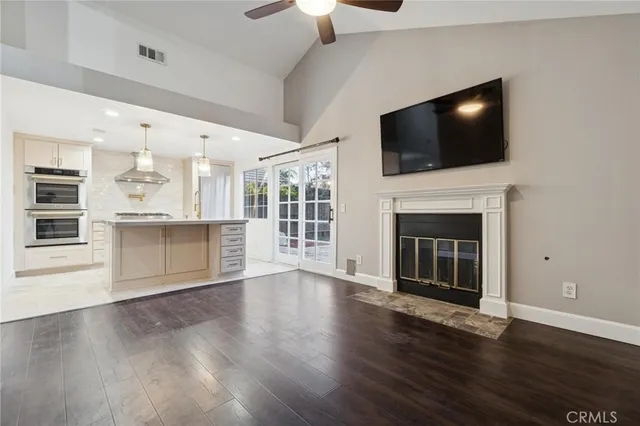 $725,000 | 19725 Collins Road, Canyon Country, CA 91351