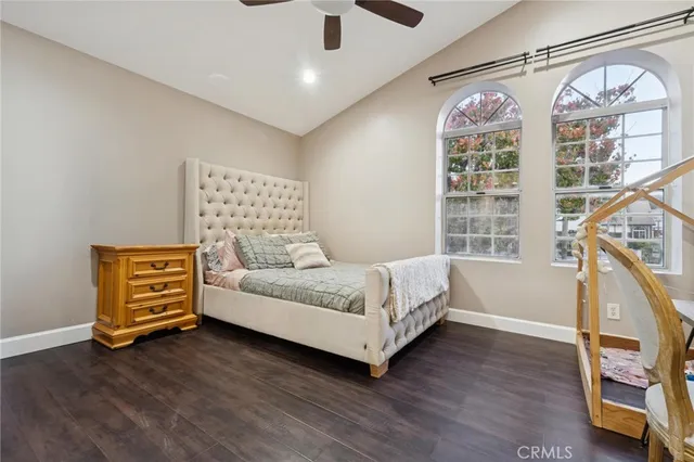 $725,000 | 19725 Collins Road, Canyon Country, CA 91351