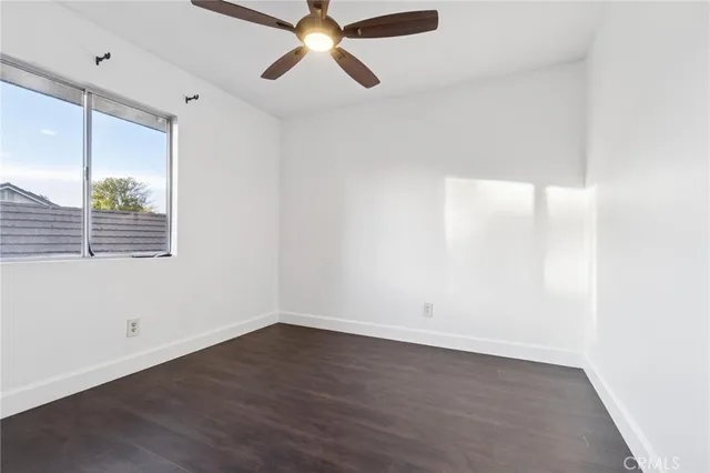 $725,000 | 19725 Collins Road, Canyon Country, CA 91351