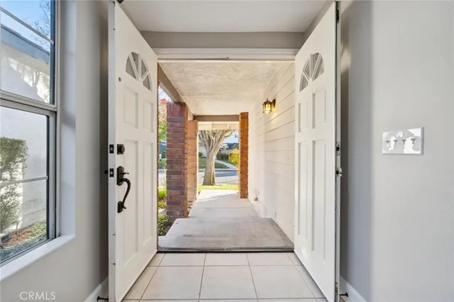 $725,000 | 19725 Collins Road, Canyon Country, CA 91351