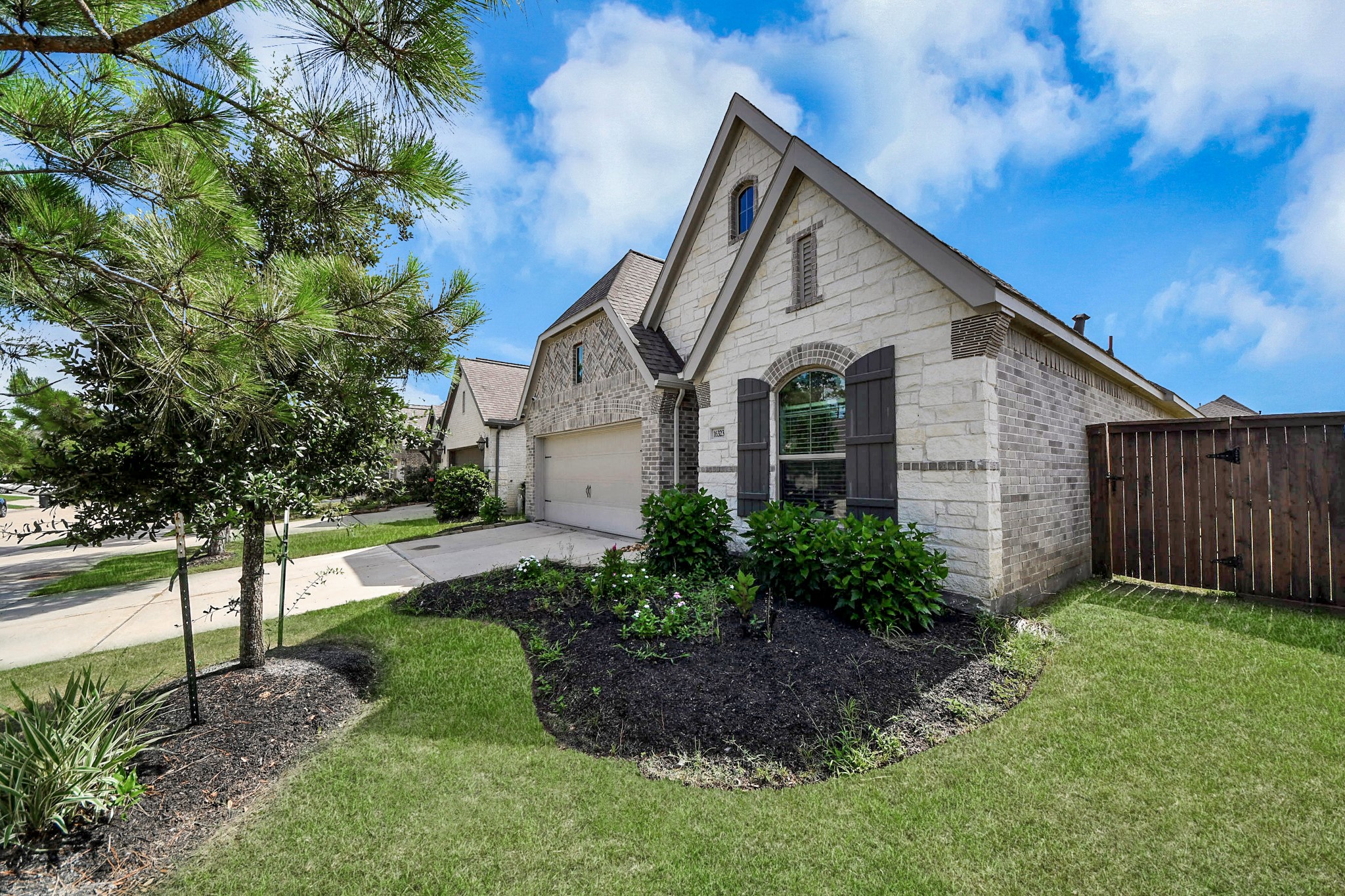 16323 Tulipan Spring Trail Humble, TX 77346 - Photo 33 of 41