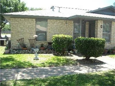$681 | 806 North Rhomberg Street, Burnet, TX 78611