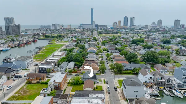 $2,750 | 545 Connecticut Avenue, Atlantic City, NJ 08401