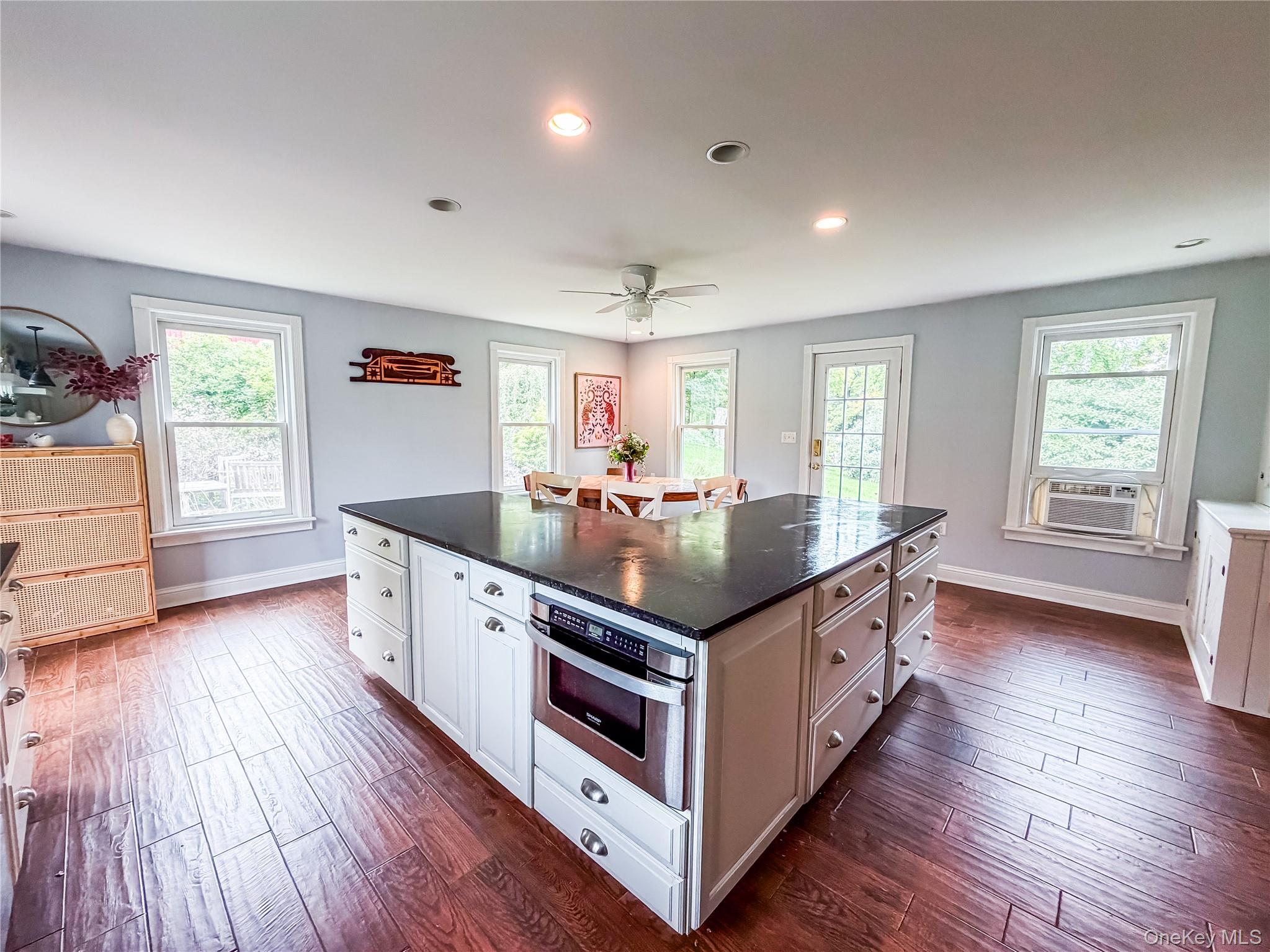 725 Traver Road Pleasant Valley, NY 12569 - Photo 6 of 32 Gallery Image 6