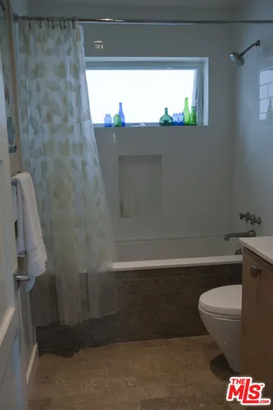 $10,000 | Undisclosed Address, Venice, CA 90291