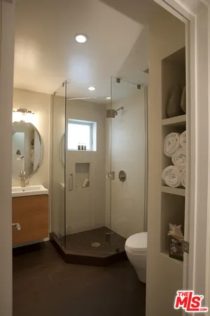 $10,000 | Undisclosed Address, Venice, CA 90291