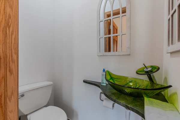 $490,000 | 60 Fairoaks Drive, Putnam, IL 61560