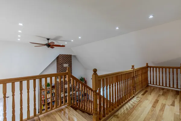 $490,000 | 60 Fairoaks Drive, Putnam, IL 61560