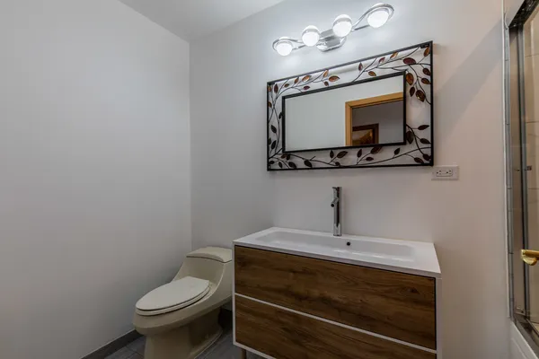 $490,000 | 60 Fairoaks Drive, Putnam, IL 61560