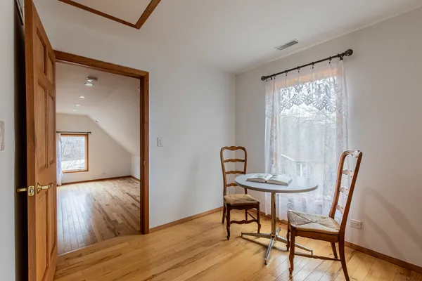 $490,000 | 60 Fairoaks Drive, Putnam, IL 61560