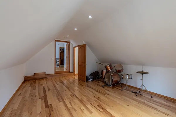 $490,000 | 60 Fairoaks Drive, Putnam, IL 61560