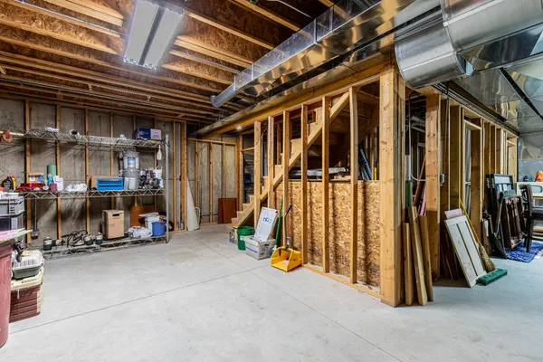 $490,000 | 60 Fairoaks Drive, Putnam, IL 61560