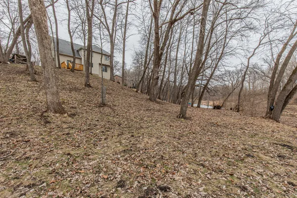 $490,000 | 60 Fairoaks Drive, Putnam, IL 61560