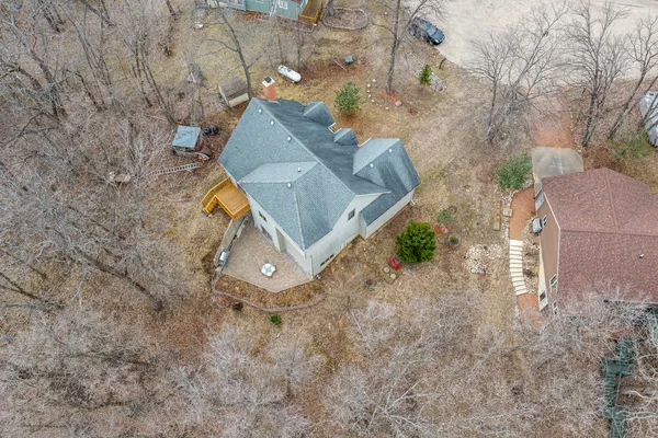 $490,000 | 60 Fairoaks Drive, Putnam, IL 61560