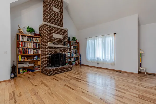 $490,000 | 60 Fairoaks Drive, Putnam, IL 61560