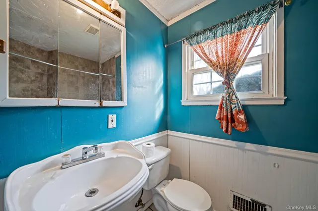 $599,900 | 741 Hamilton Avenue, Westhampton Beach, NY 11978