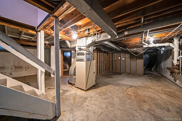 $599,900 | 741 Hamilton Avenue, Westhampton Beach, NY 11978