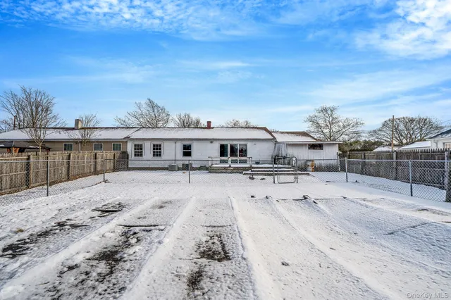 $599,900 | 741 Hamilton Avenue, Westhampton Beach, NY 11978