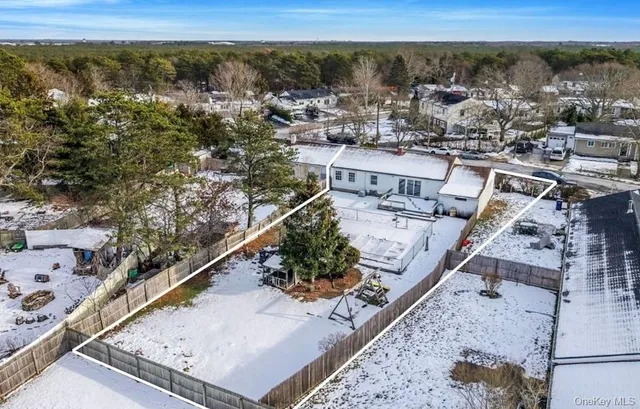 $599,900 | 741 Hamilton Avenue, Westhampton Beach, NY 11978