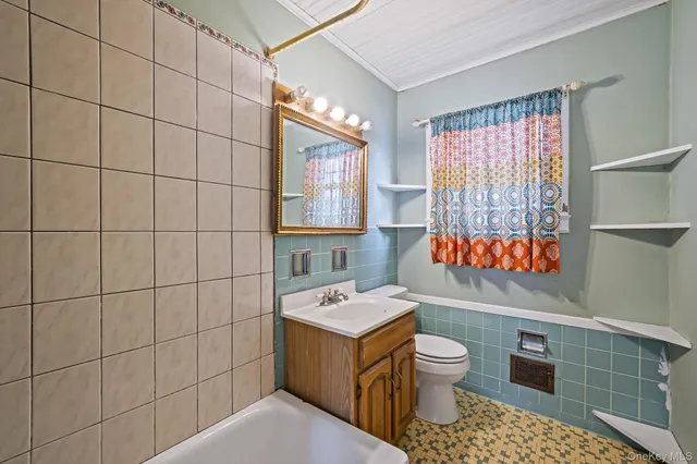 $599,900 | 741 Hamilton Avenue, Westhampton Beach, NY 11978