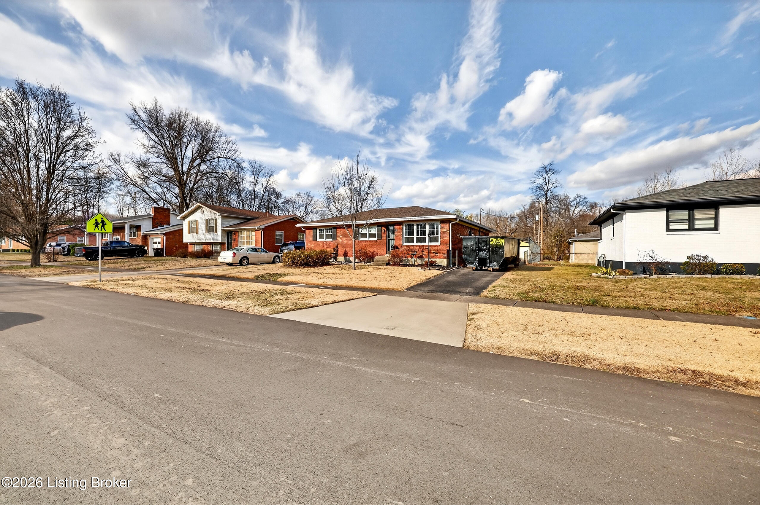 1047 Clayborne Road Louisville, KY 40214 - Photo 39 of 62 021_H40A4702