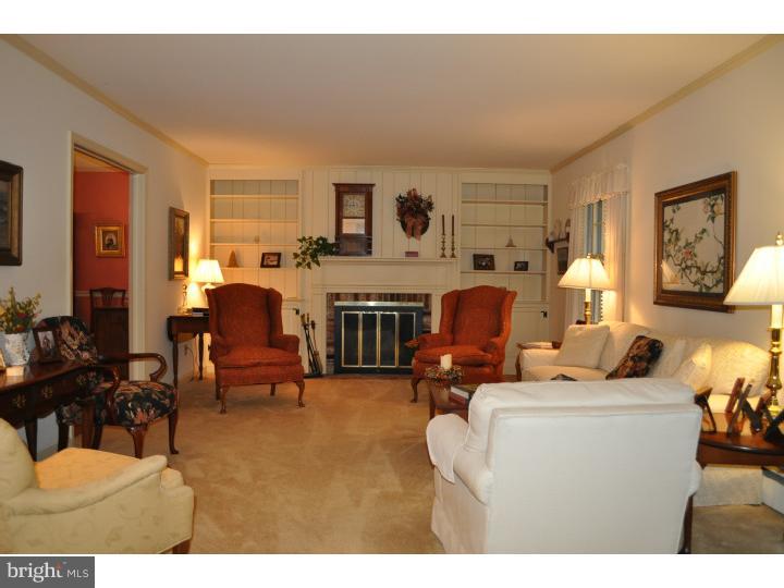 174 Grubb Road Malvern, PA 19355 - Photo 6 of 25 Living Room