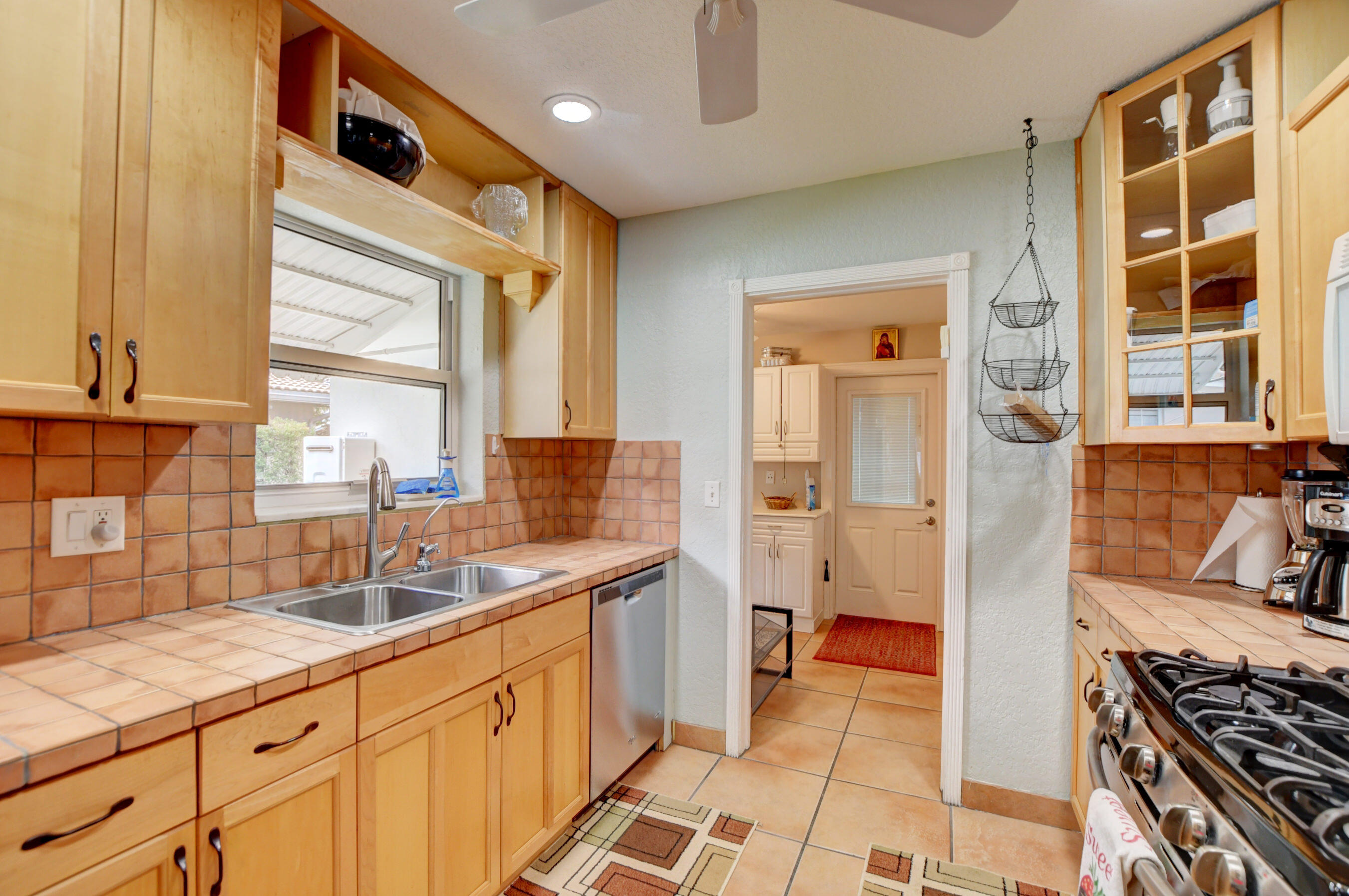632 Southwest 1st Street Boca Raton, FL 33486 - Photo 23 of 43 Kitchen
