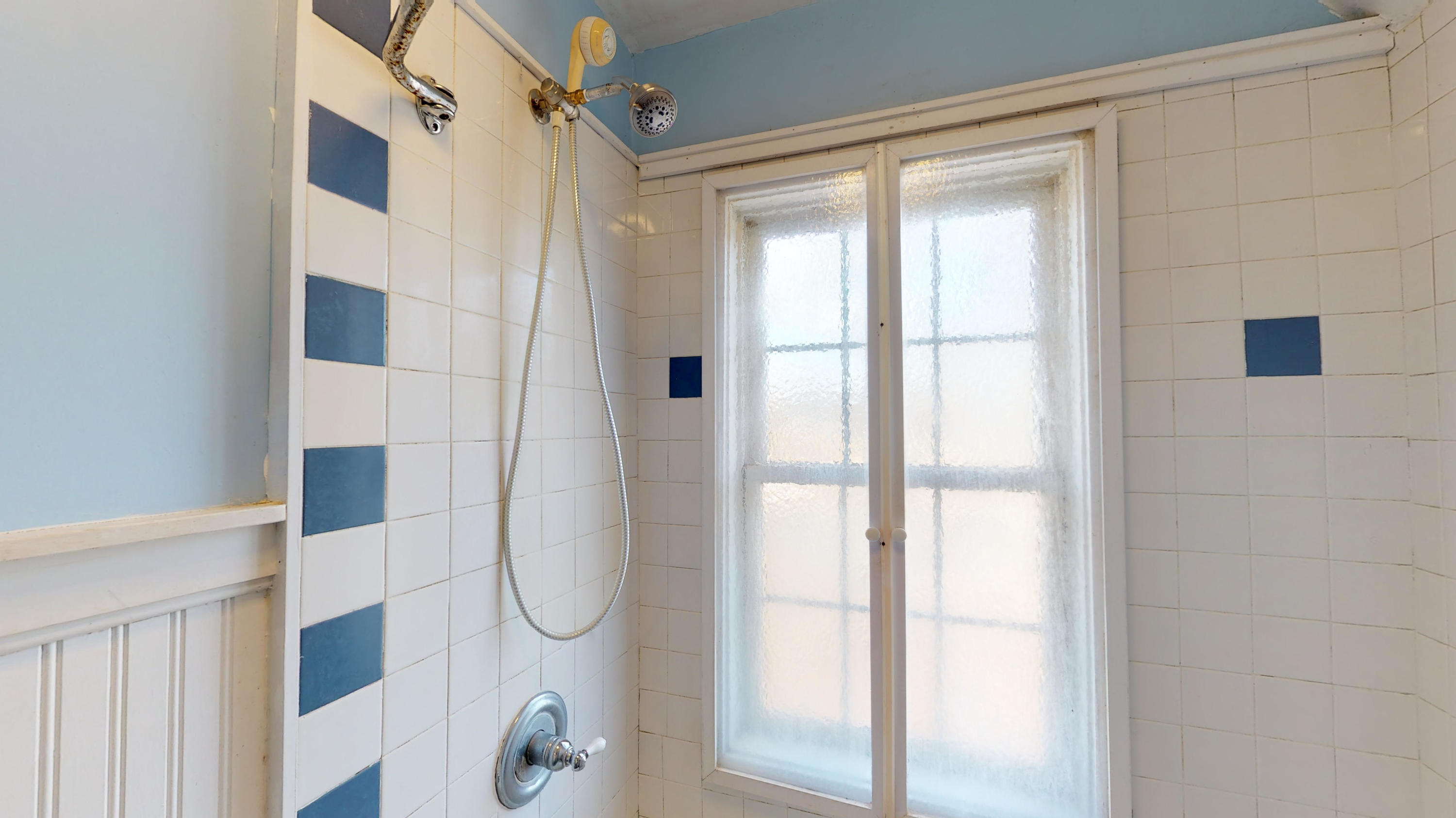 555 River Road Tenants Harbor, ME 04860 - Photo 9 of 23 Bathroom
