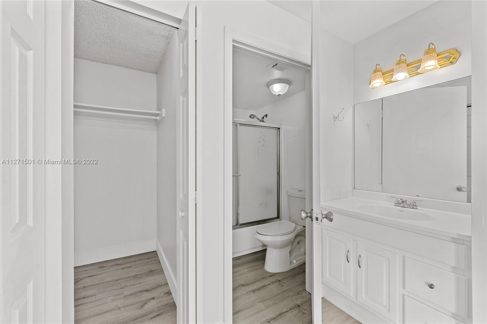 1673 Bay Road, Unit 201 Miami Beach, FL 33139 - Photo 13 of 15 Gallery Image 13