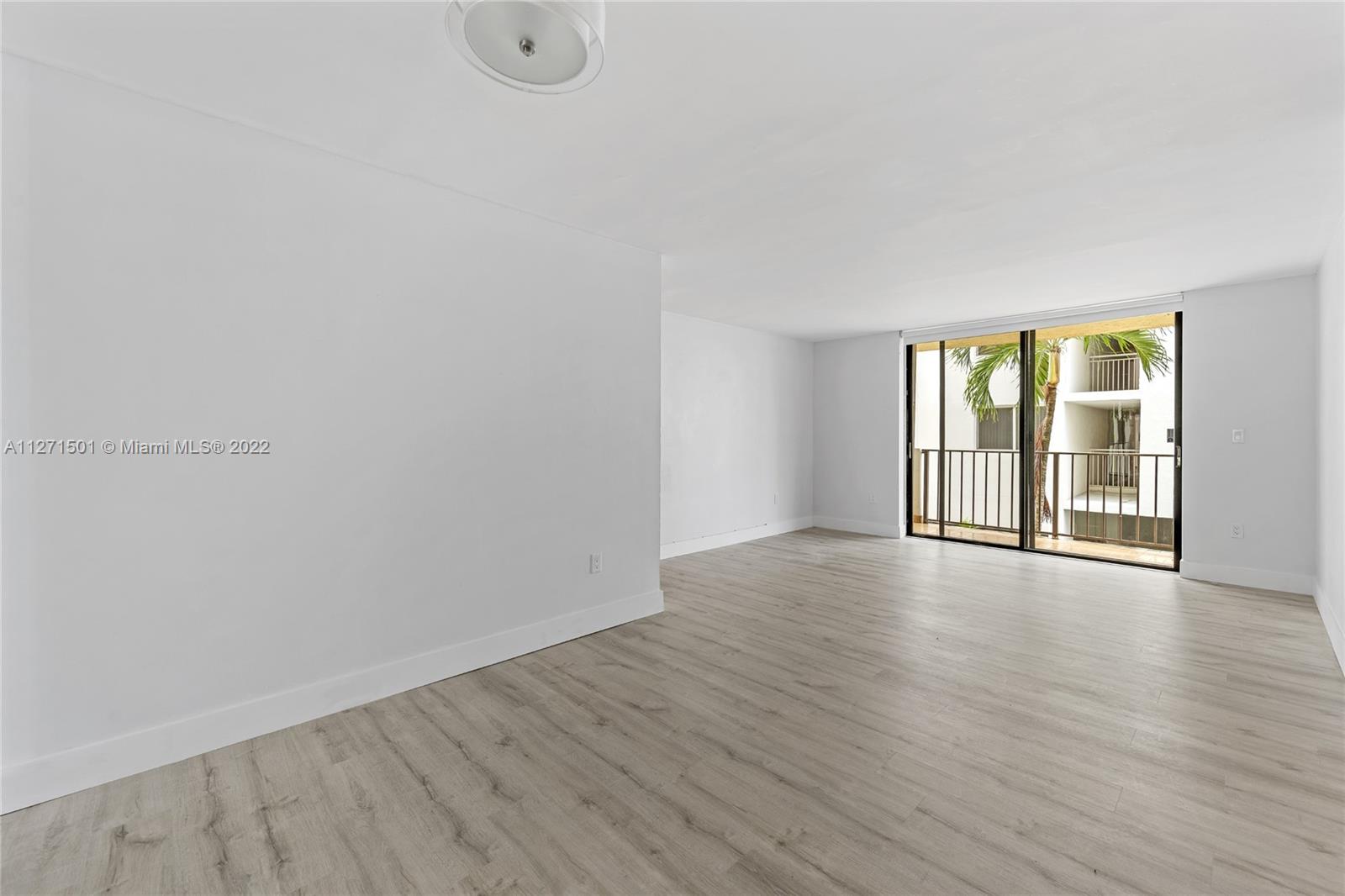 1673 Bay Road, Unit 201 Miami Beach, FL 33139 - Photo 4 of 15 Gallery Image 4