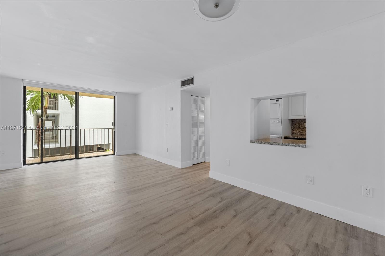 1673 Bay Road, Unit 201 Miami Beach, FL 33139 - Photo 5 of 15 Gallery Image 5