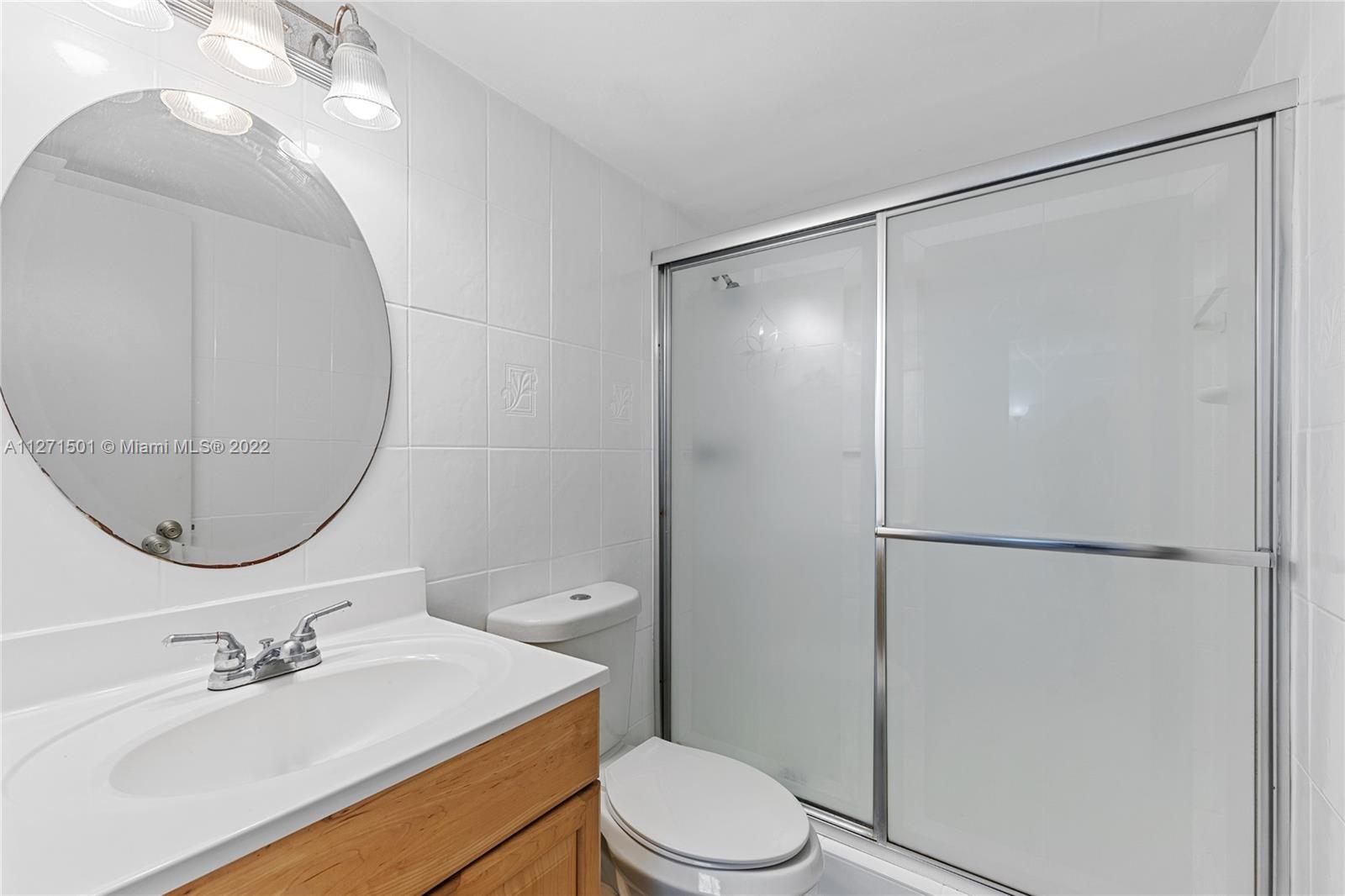 1673 Bay Road, Unit 201 Miami Beach, FL 33139 - Photo 10 of 15 Gallery Image 10
