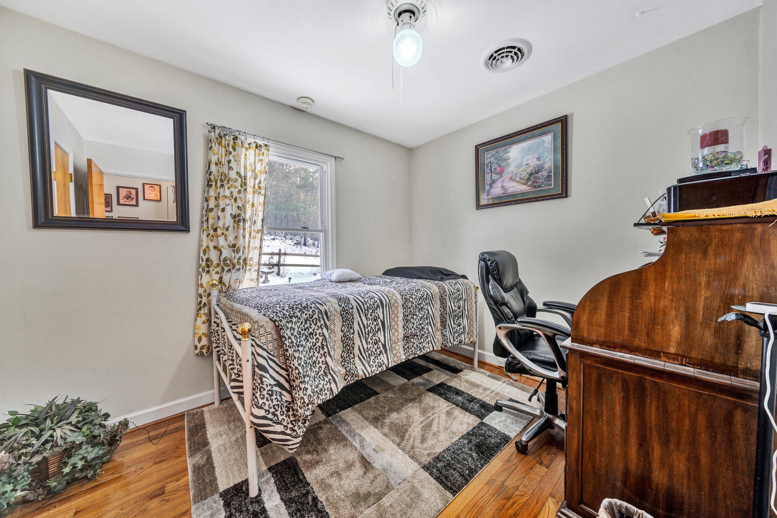 10396 Ivy Ridge Road Bent Mountain, VA 24059 - Photo 16 of 40 14-DSC00568