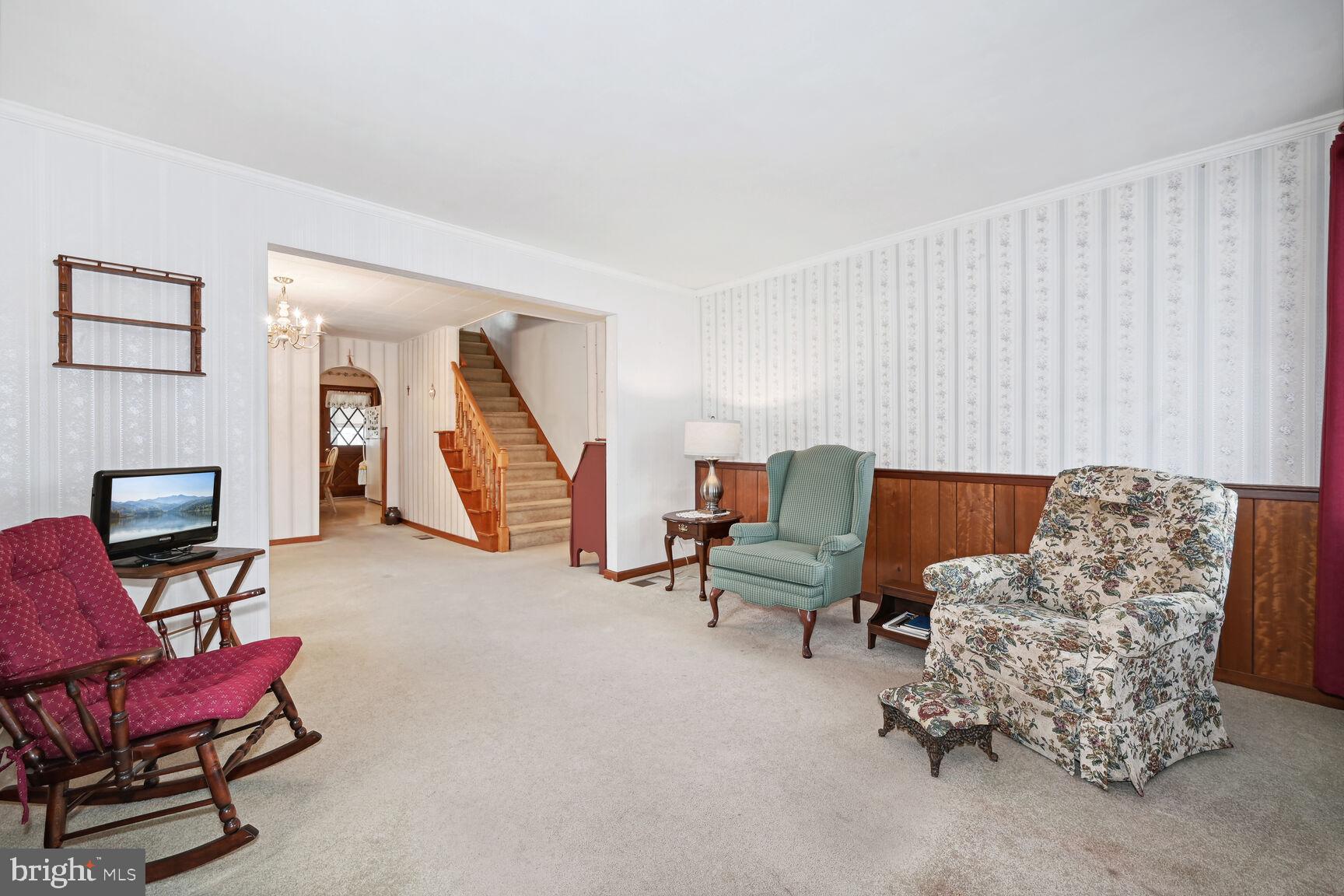326 Rancocas Avenue Riverside, NJ 08075 - Photo 10 of 25 Living Room
