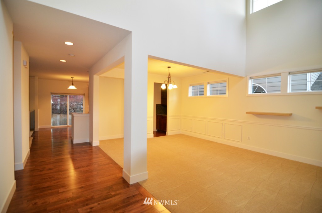 22909 36th Avenue Southeast Bothell, WA 98021 - Photo 3 of 20