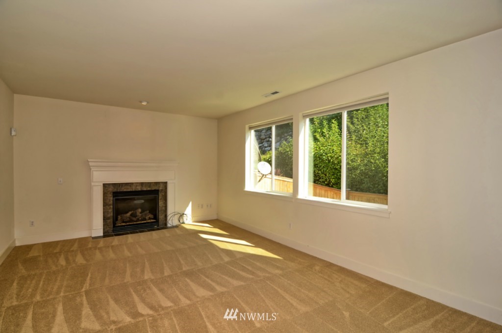 22909 36th Avenue Southeast Bothell, WA 98021 - Photo 7 of 20
