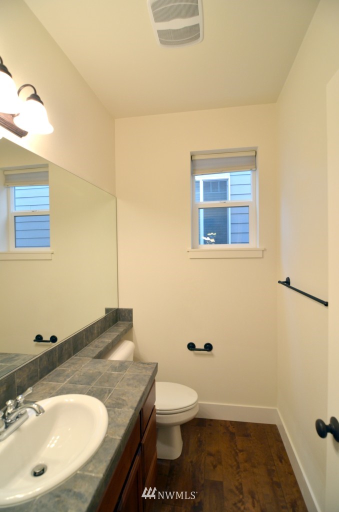 22909 36th Avenue Southeast Bothell, WA 98021 - Photo 10 of 20