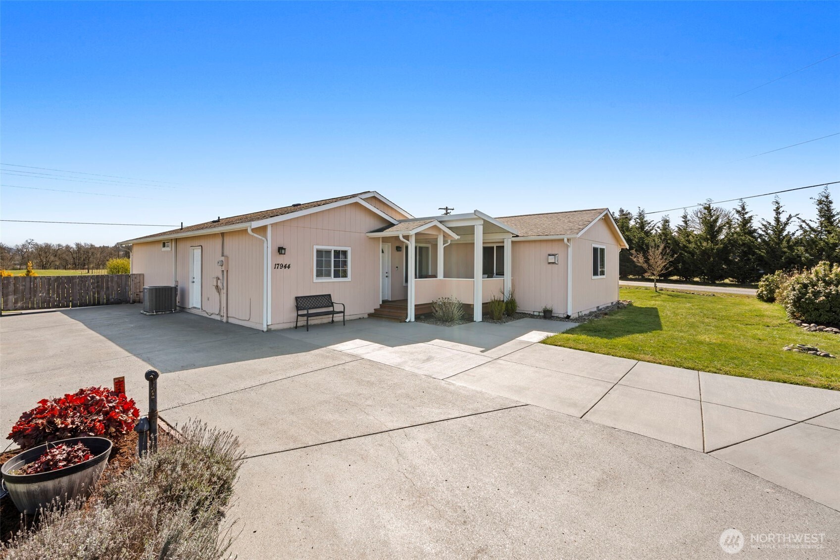 17944 Camus Drive Southwest Rochester, WA 98579 - Photo 1 of 36