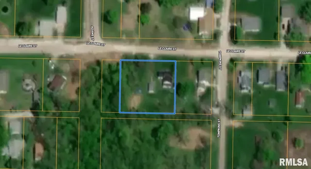 $19,900 | 320 Le Claire Street, Warsaw, IL 62379