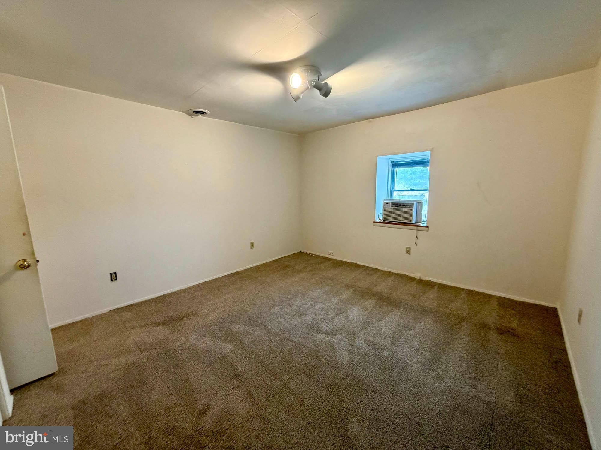 8224 Fort Smallwood Road Baltimore, MD 21226 - Photo 25 of 32