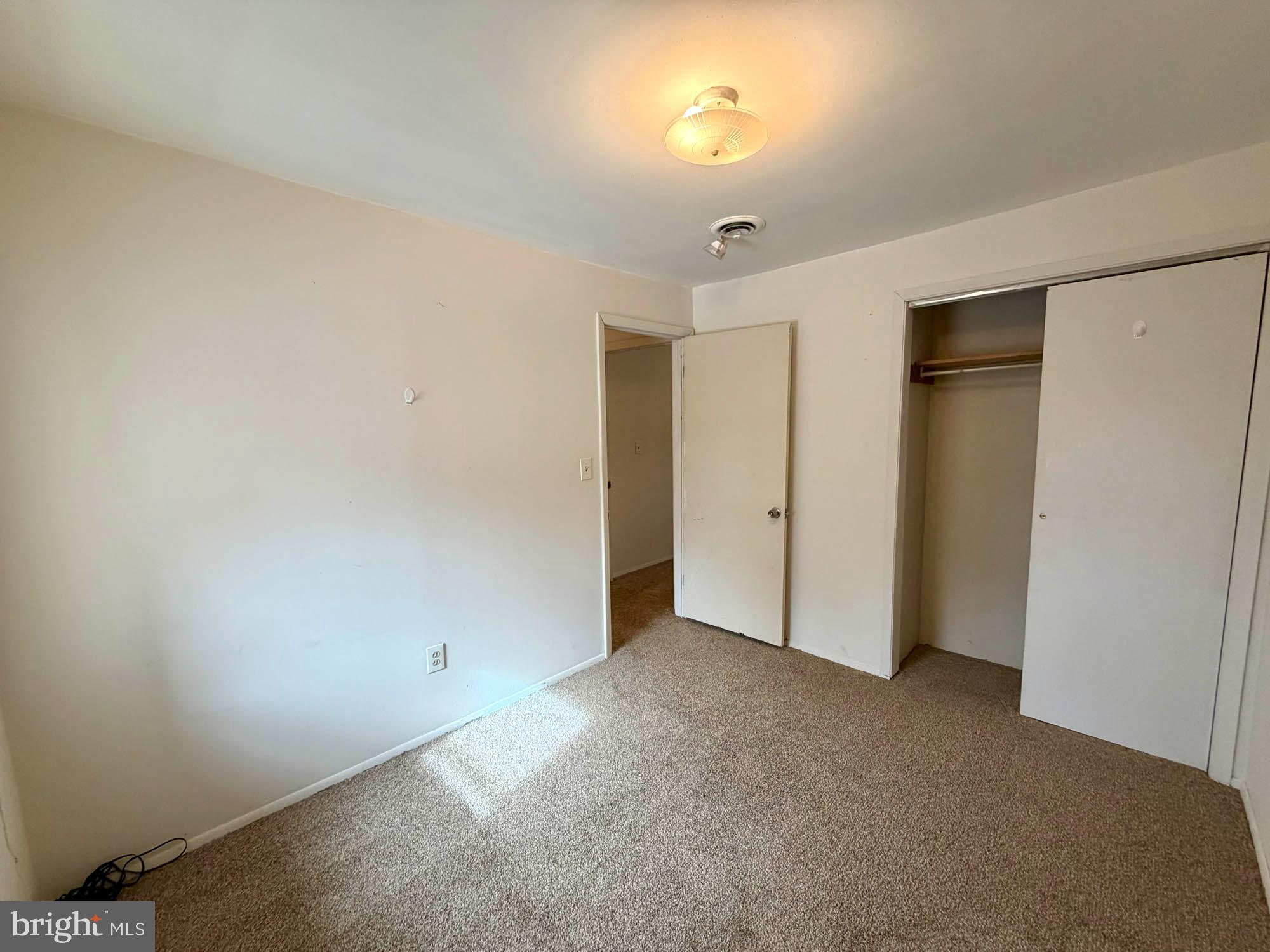 8224 Fort Smallwood Road Baltimore, MD 21226 - Photo 26 of 32