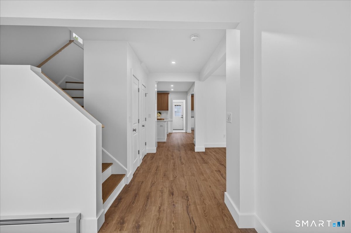 59 Southmayd Road Waterbury, CT 06705 - Photo 2 of 22
