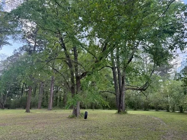 $129,000 | 1030 Lakeside Drive, Fort Towson, OK 74735