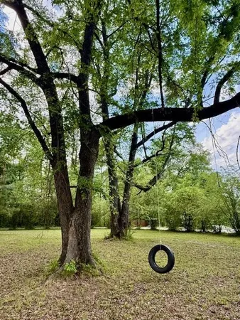 $129,000 | 1030 Lakeside Drive, Fort Towson, OK 74735