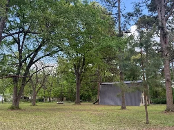 $129,000 | 1030 Lakeside Drive, Fort Towson, OK 74735